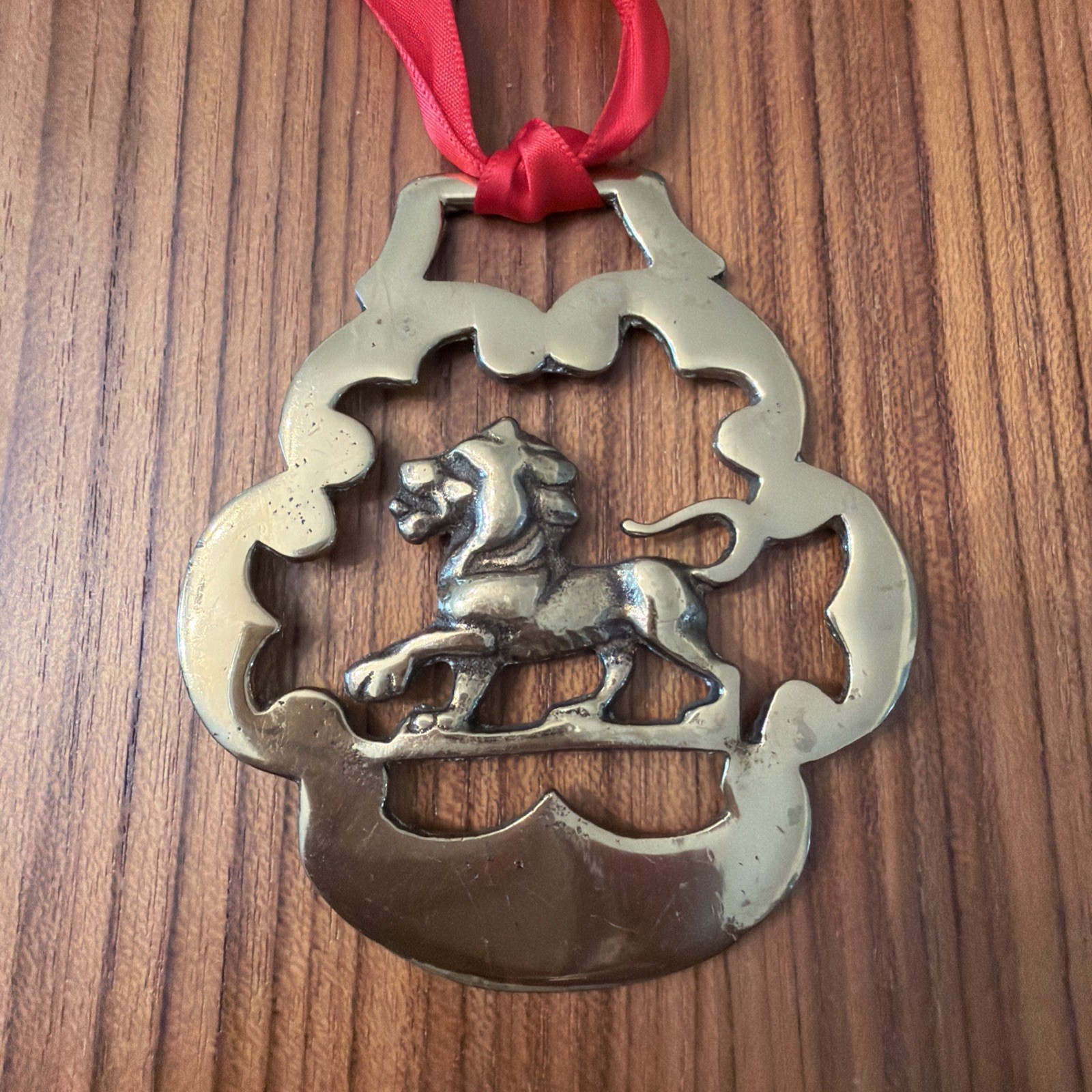 Vintage English Brass Horse Harness Medallion Heraldic Lion Passant Horse Brass Vintage English Brass Horse Harness Medallion Heraldic Lion Passant Horse Brass