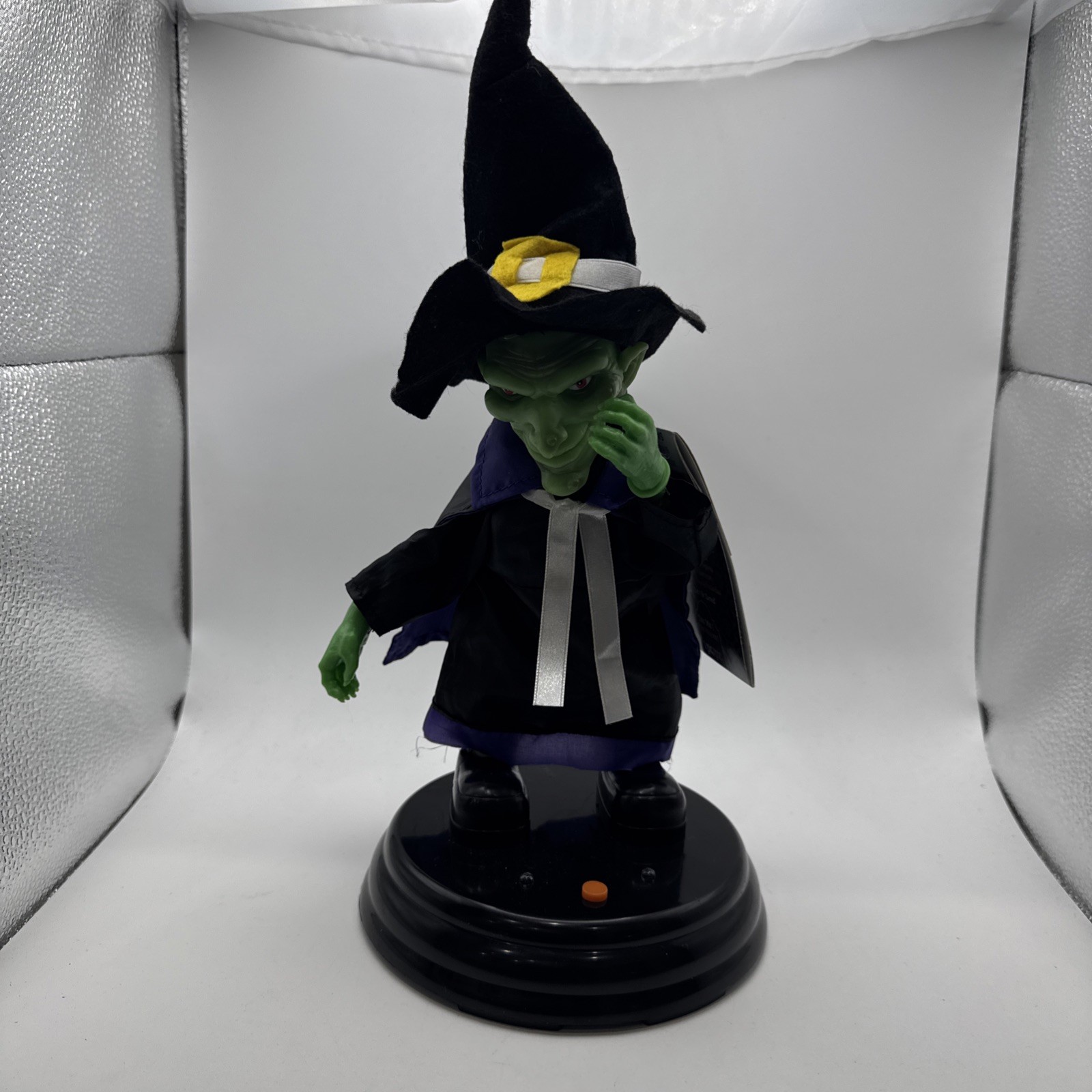 NEW Gemmy Grave Raver Witch Singing Dancing Halloween Prop Working 11” Tamed NWT