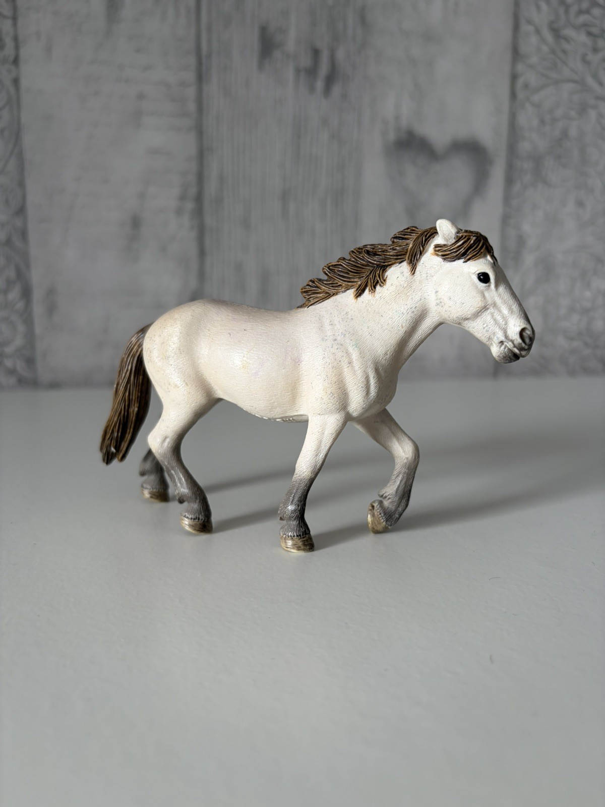 Schleich Horse 13711 Camargue Mare Grey White Horse 2011 Rare Retired HTF Schleich Horse 13711 Camargue Mare Grey White Horse 2011 Rare Retired HTF