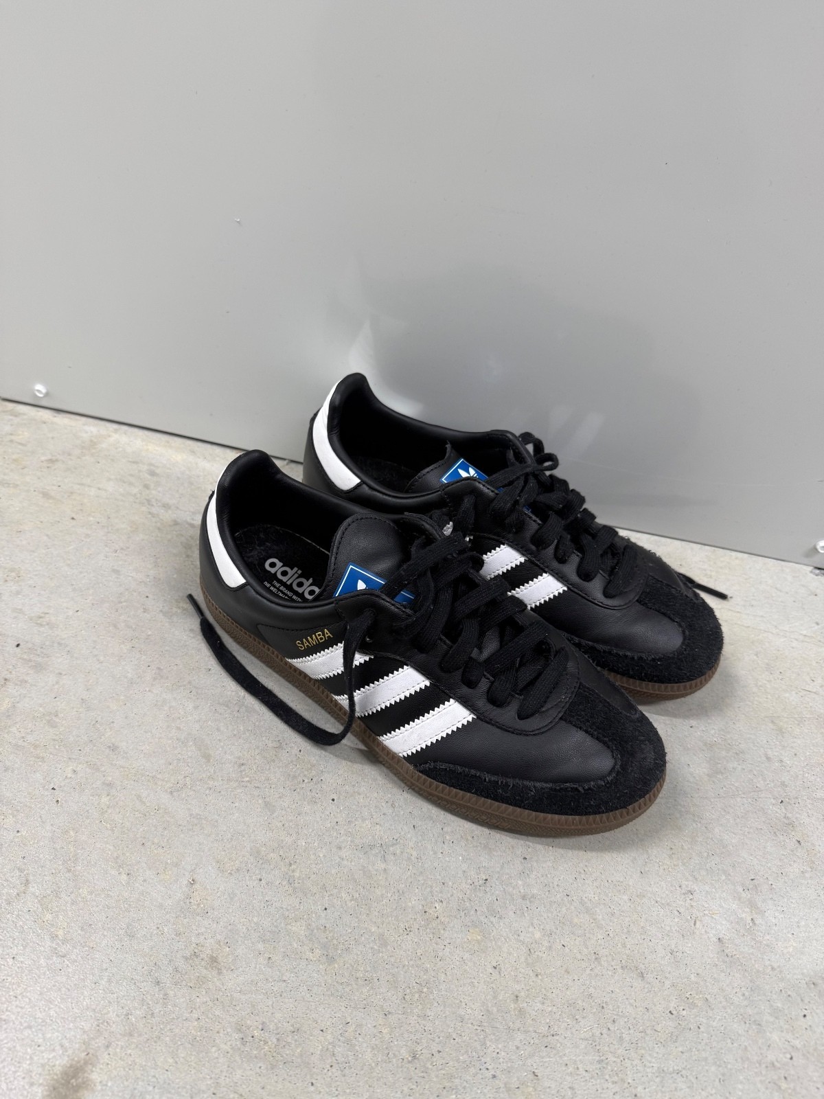 adidas Samba OG Black White Gum Leather Low Top Sneakers l Mens 8 / Womens 9