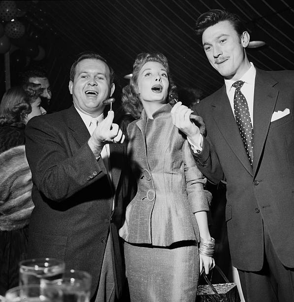 Actor Laurence Harvey with Johnny Grant and Norma Brooks 1955 OLD PHOTO