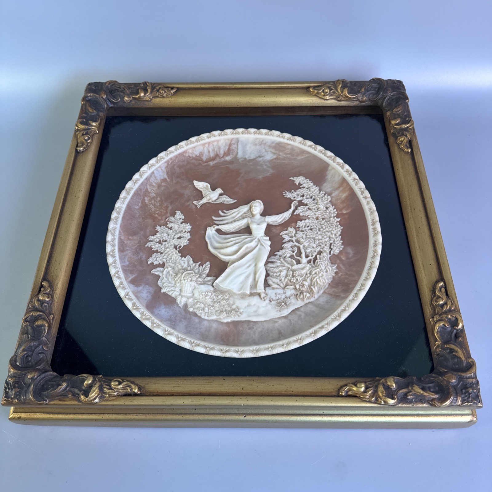 Incolay Studios Of Ca Framed Plate \ Incolay Studios Of Ca Framed Plate \