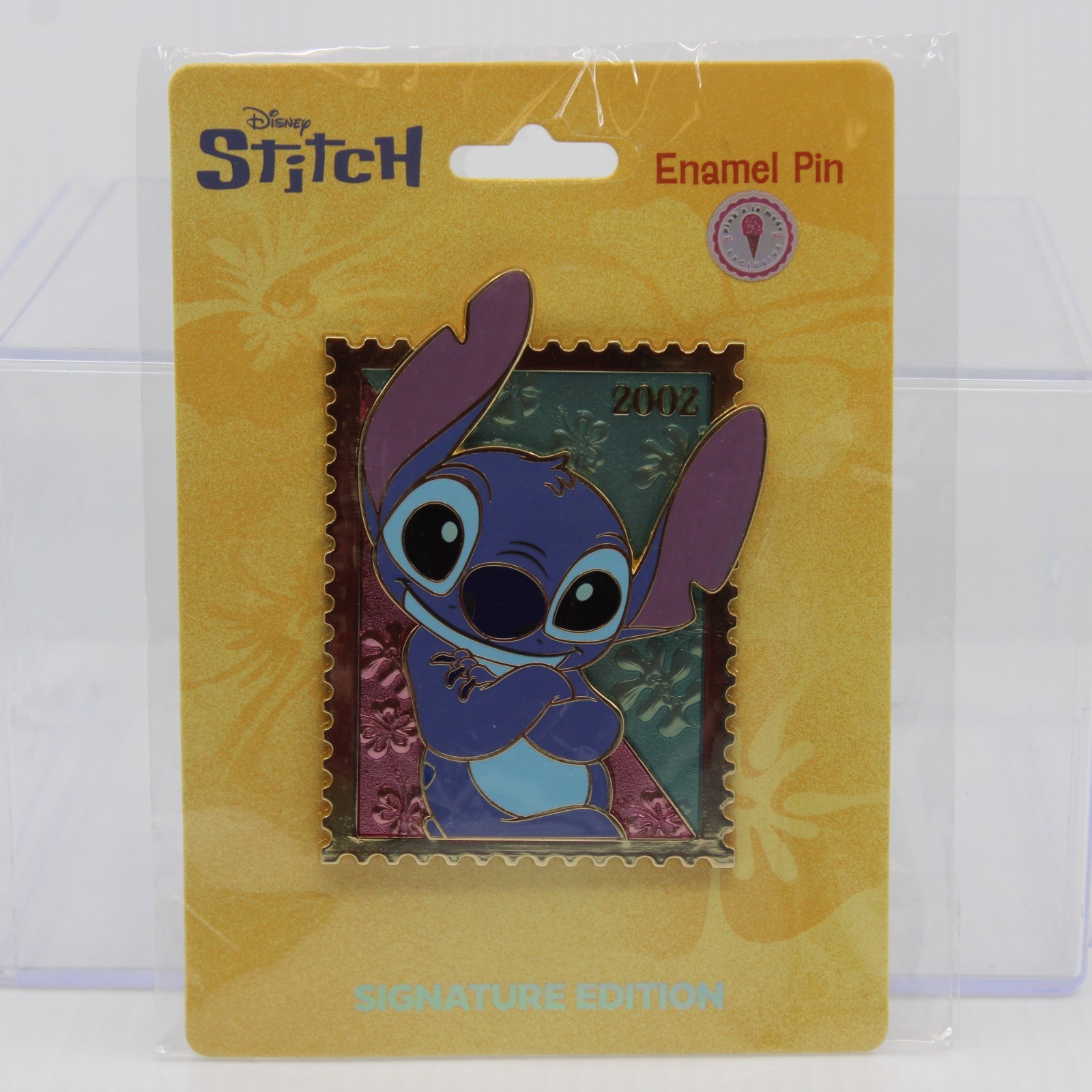B5 Disney PALM Pink A La Mode LE 400 Pin Royal Stamp Series Stitch B5 Disney PALM Pink A La Mode LE 400 Pin Royal Stamp Series Stitch