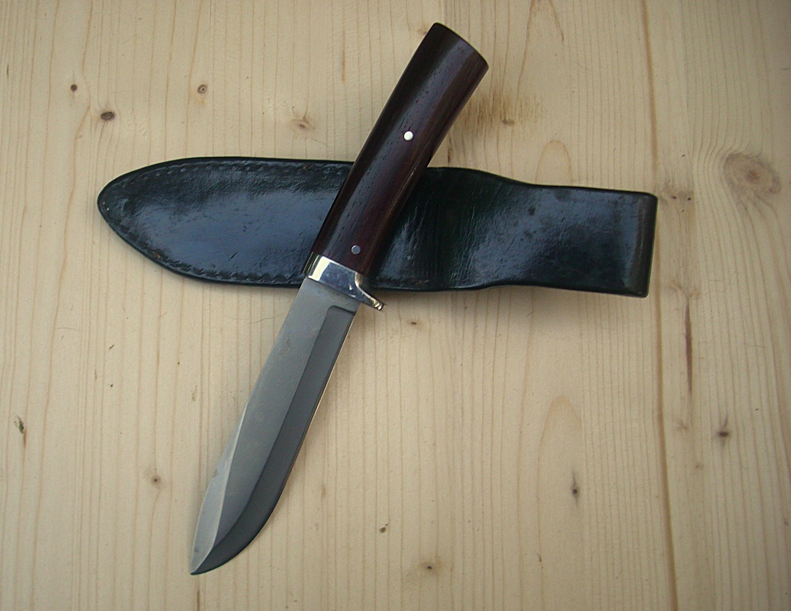 Used Custom Handmade Fixed Blade Fighting Hunting Knife Used Custom Handmade Fixed Blade Fighting Hunting Knife