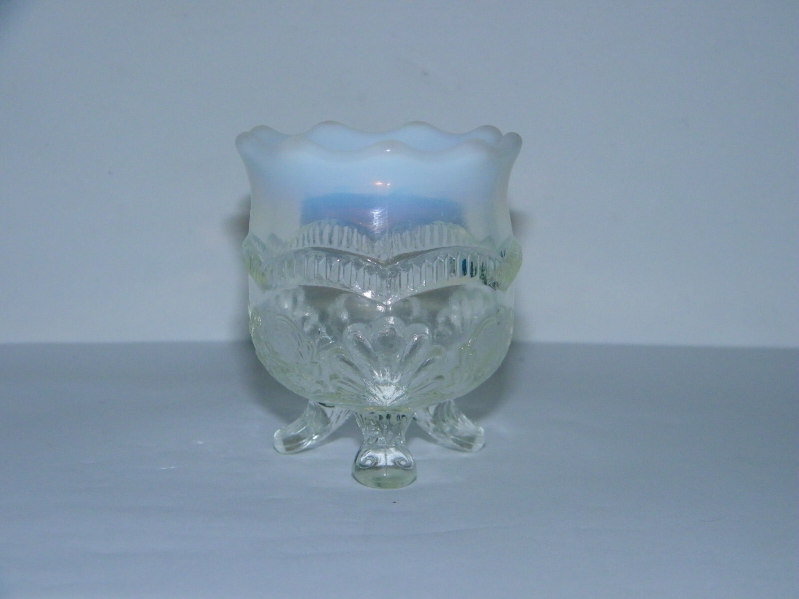 Albany Model Flint Toothpick Holder Manila Wreath Shell Crystal Opalescent 1900s Albany Model Flint Toothpick Holder Manila Wreath Shell Crystal Opalescent 1900s