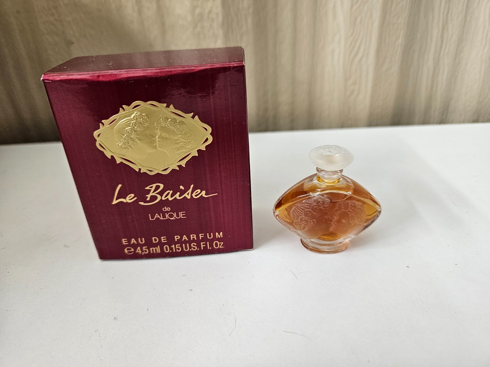 Lalique Le Baiser Miniature Perfume in Box .15 FL OZ 4.5 mL France