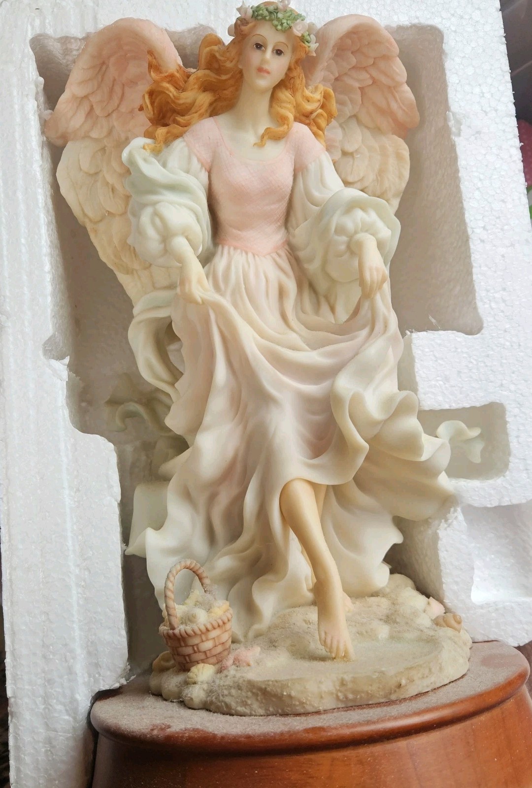 Seraphim Classics Avalon Free Spirit Musical Angel 1998 Limited Edition Roman...