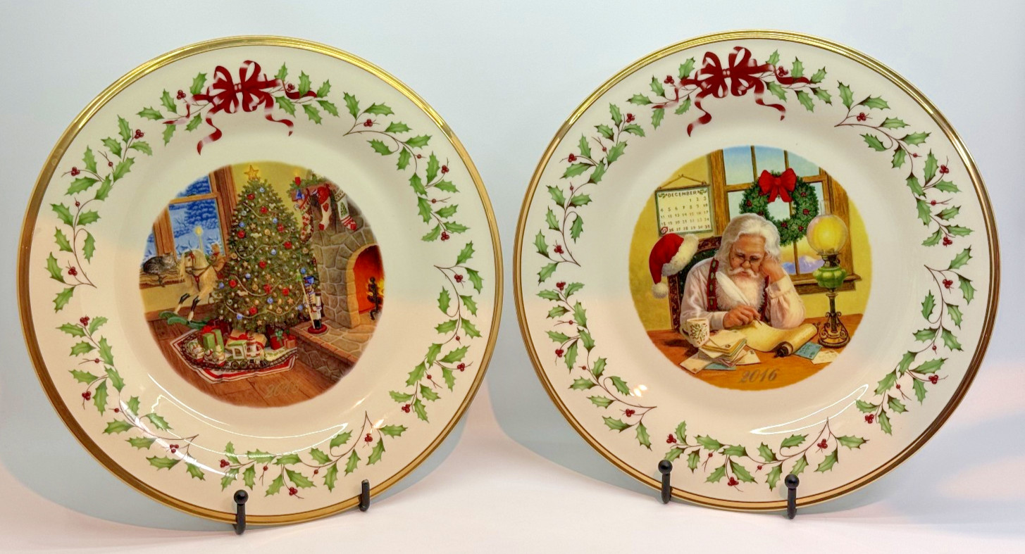 Lenox 2015 and 2016 Annual Holiday Collector Plates - 2015 Loose, 2016 in Box Lenox 2015 and 2016 Annual Holiday Collector Plates - 2015 Loose, 2016 in Box