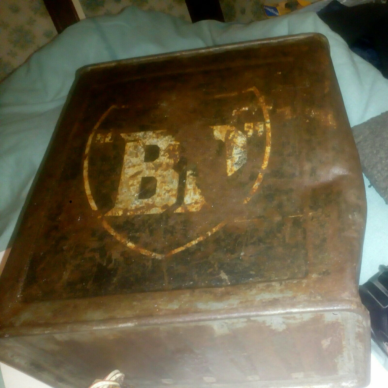 VINTAGE BP FUEL CAN ORIGNAL/date Stamp 5/1930/Brass cap MKd BP J.H.R RESTORABLE 