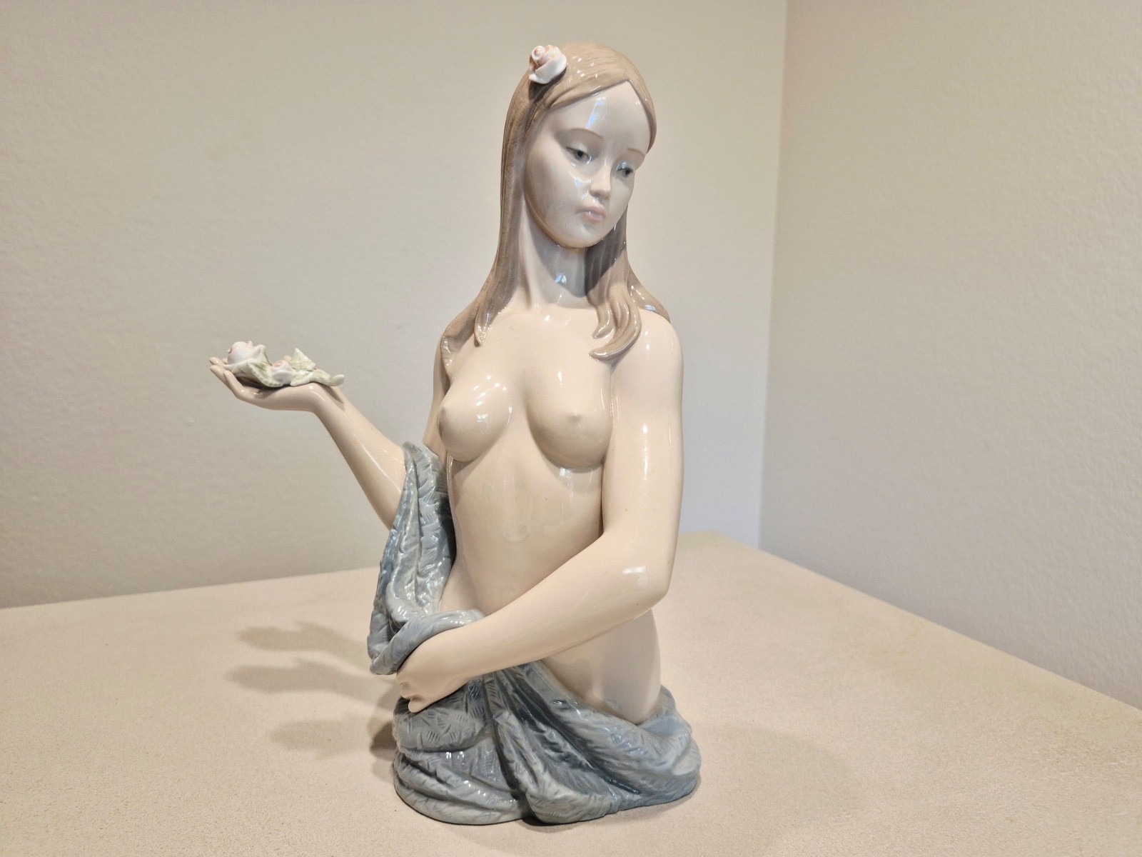 Vintage Nao by Lladro Beautiful Bather #1363 Glazed Mint Condition Vintage Nao by Lladro Beautiful Bather #1363 Glazed Mint Condition