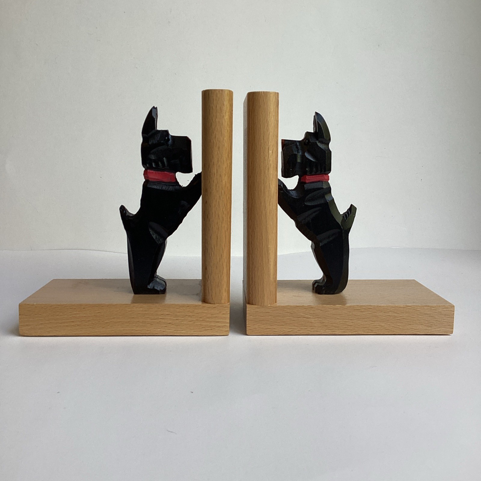 Vintage Jowei Rhoen Scottie Dog Bookends Scottish Terrier Set Pair 2 Wood Books Vintage Jowei Rhoen Scottie Dog Bookends Scottish Terrier Set Pair 2 Wood Books