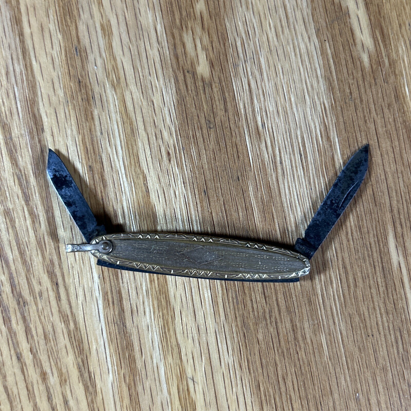 Vintage EPB Gold Top Sheffield Pocket Knife Two Blade Original Gold Filled