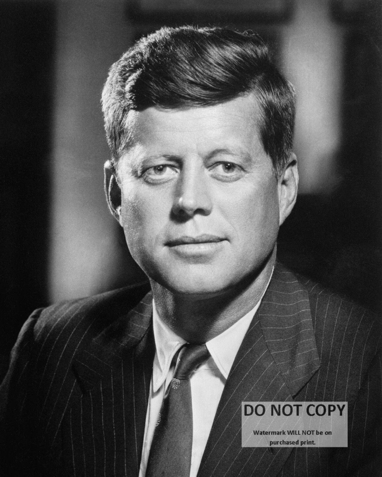 JOHN F. KENNEDY - 35TH PRESIDENT OF THE UNITED STATES - 8X10 PHOTO JOHN F. KENNEDY - 35TH PRESIDENT OF THE UNITED STATES - 8X10 PHOTO
