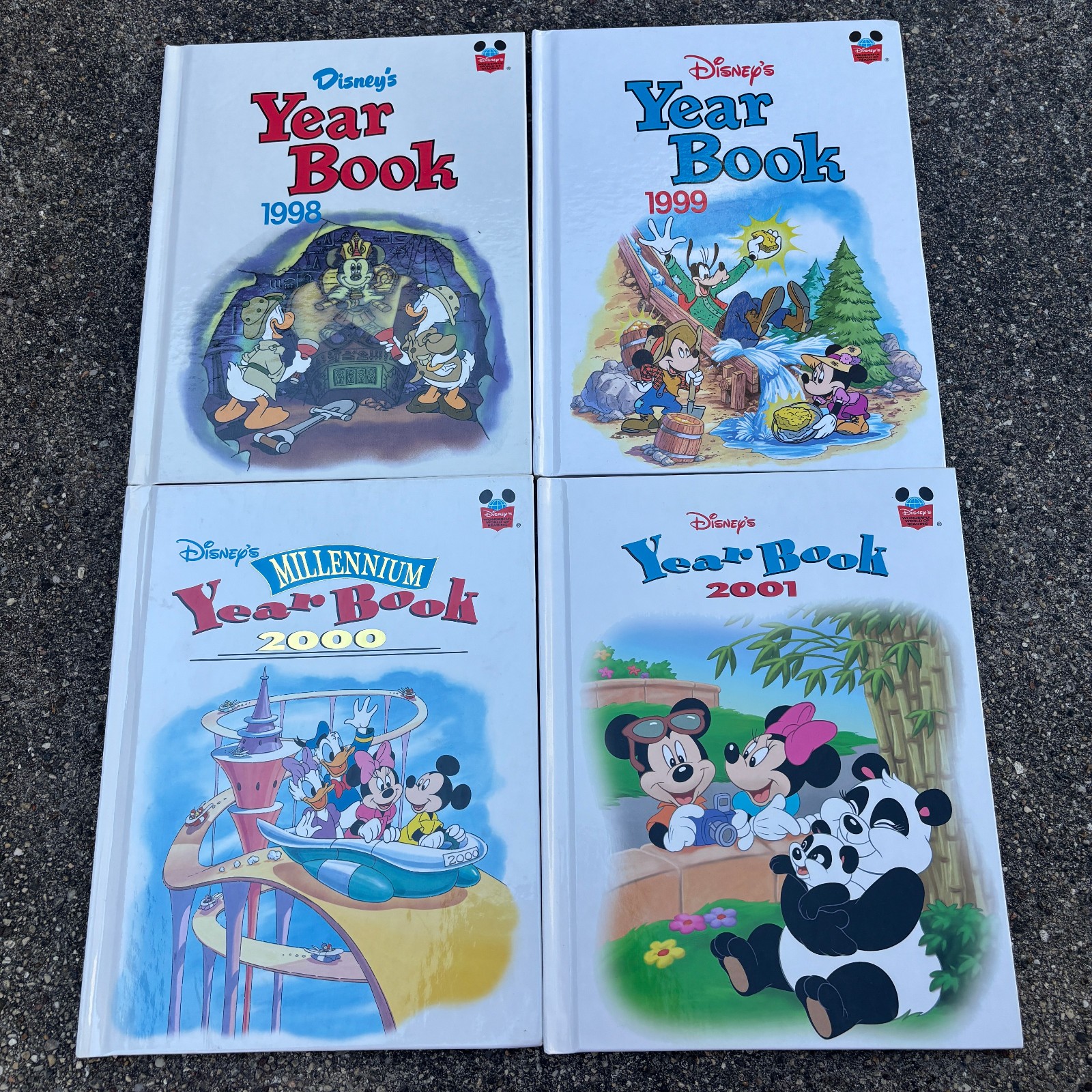 Disney\'s Year Book Collection 1998 1999 2000 2001 Hardcover Book Lot of 4