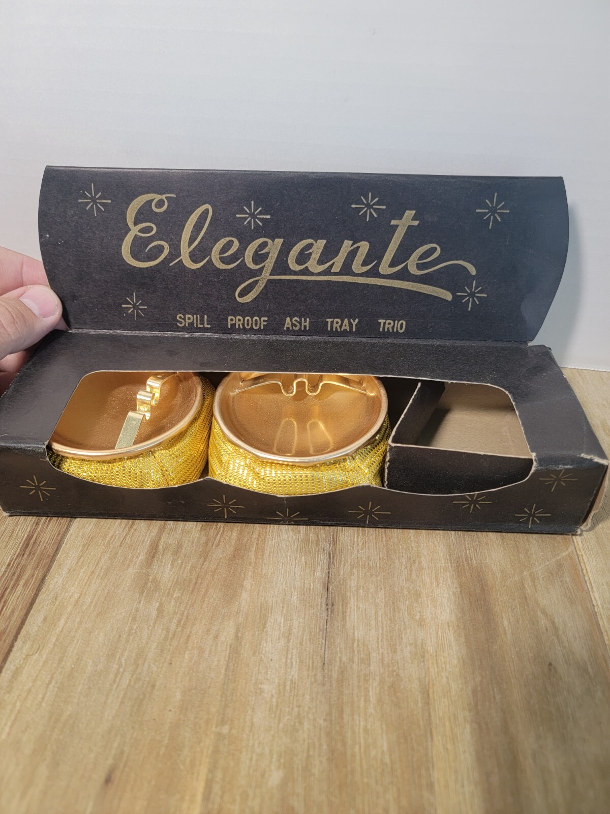 Vintage Elegante 3'' Round gold Ashtray with original box. 