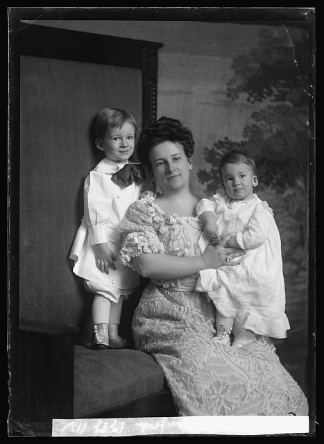 Photo:Cranford, Mrs. P.