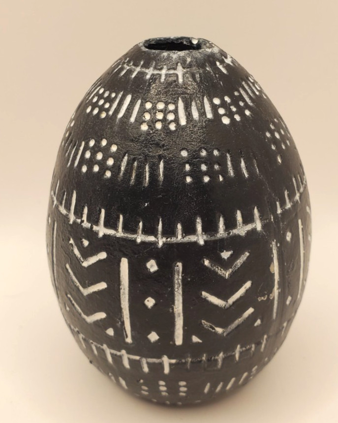 Handmade Egg Vase Design Beautiful Collectible