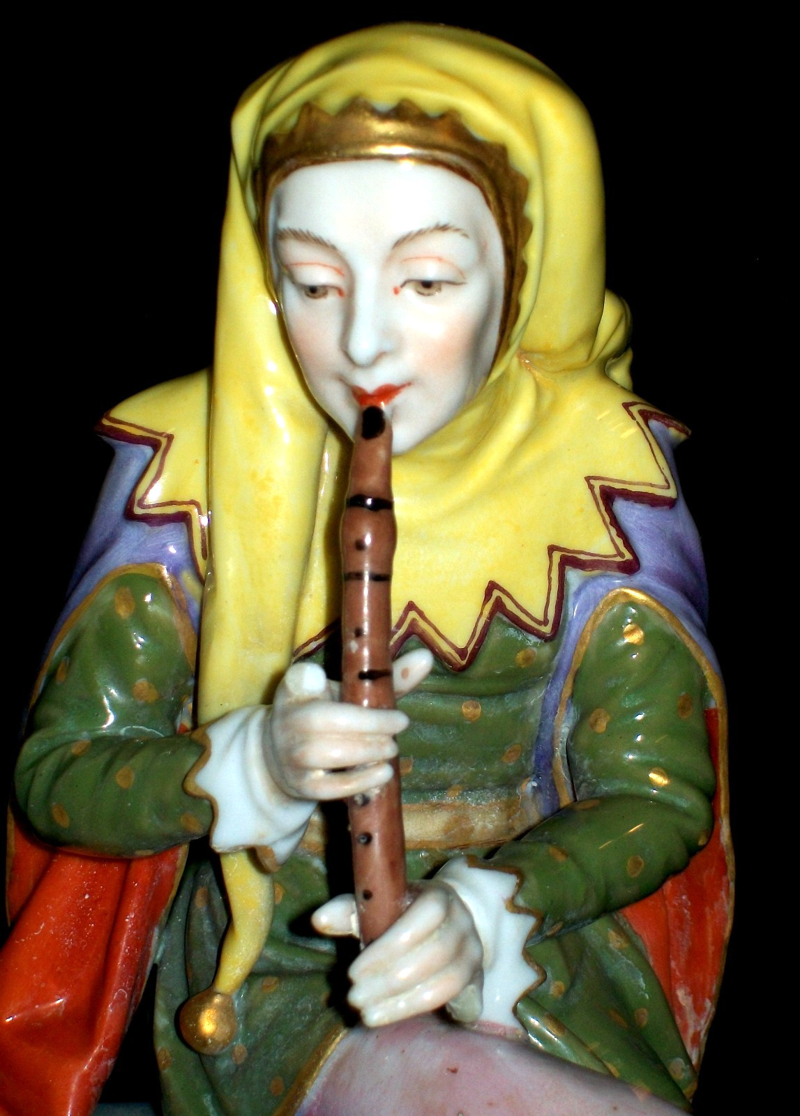 ANTIQUE GERMAN DRESSEL KISTER MEDIEVAL JESTER MUSICIAN DOLL PORCELAIN FIGURINE
