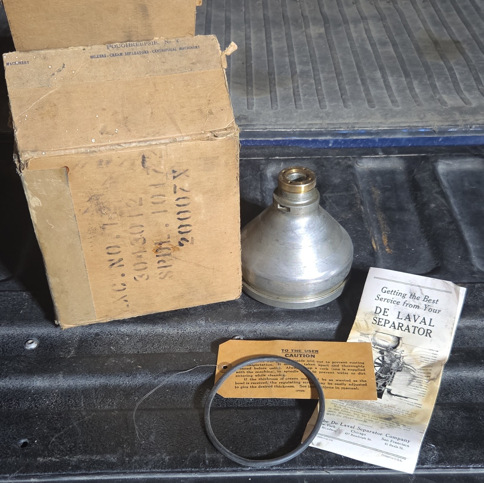 delaval cream seperator part 3043012 spdl 10172 vintage nos w box farming 20007x delaval cream seperator part 3043012 spdl 10172 vintage nos w box farming 20007x