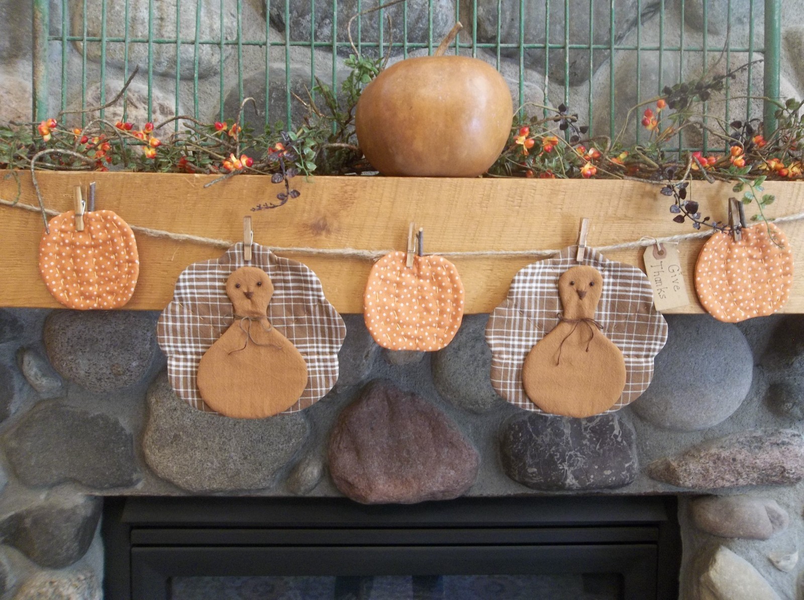 Primitive Handmade Turkey and Pumpkin Garland - Fall/Thanksgiving Decoration