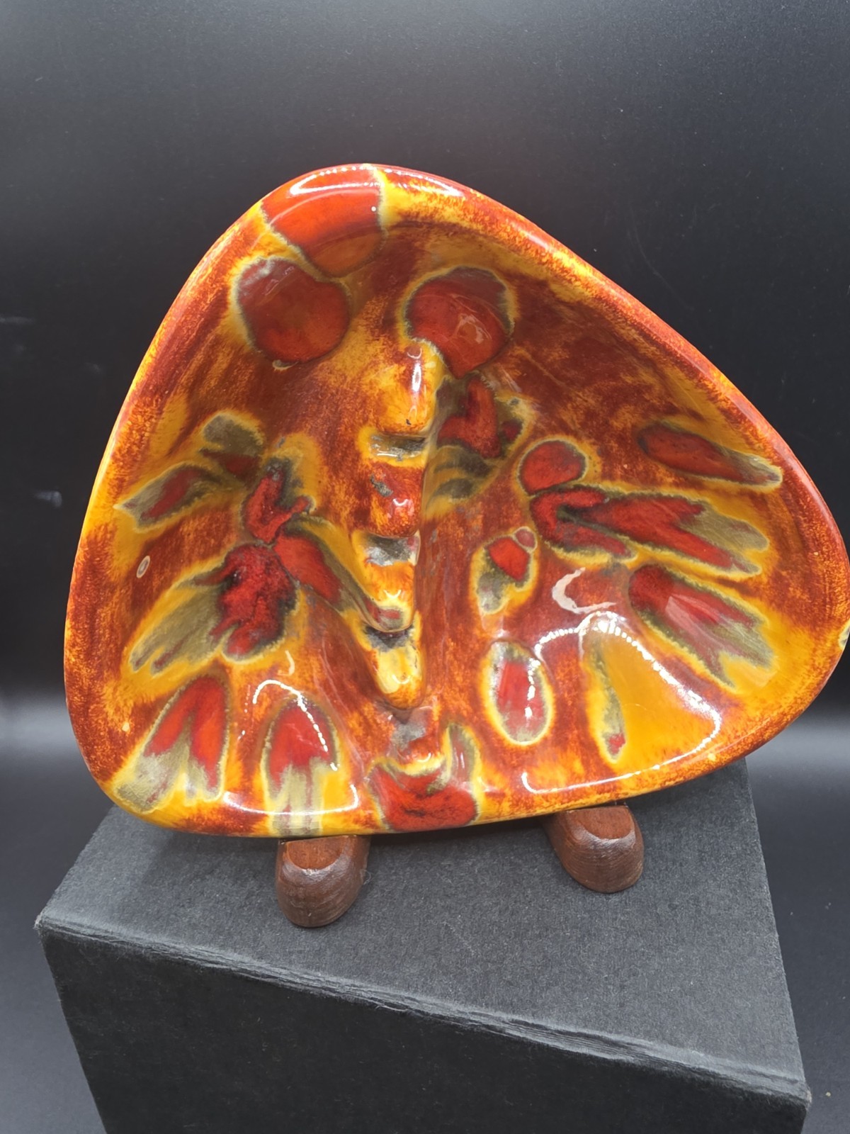 Vtg MCM/Retro/Boho Ceramic Orange Drip Glaze Ashtray 1960-70s Studio Art Pottery Vtg MCM/Retro/Boho Ceramic Orange Drip Glaze Ashtray 1960-70s Studio Art Pottery