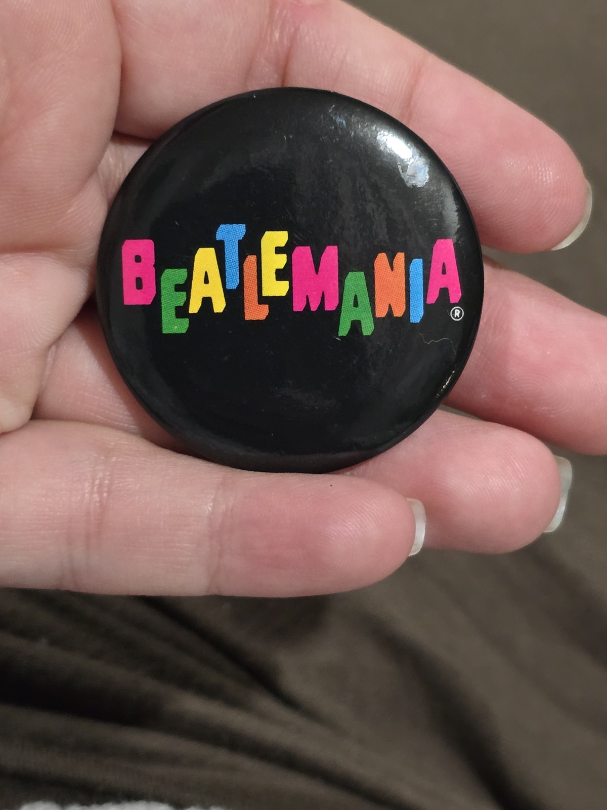 Vintage 1960s-70s Beatlemania Beatles Rock Pinback Pin 