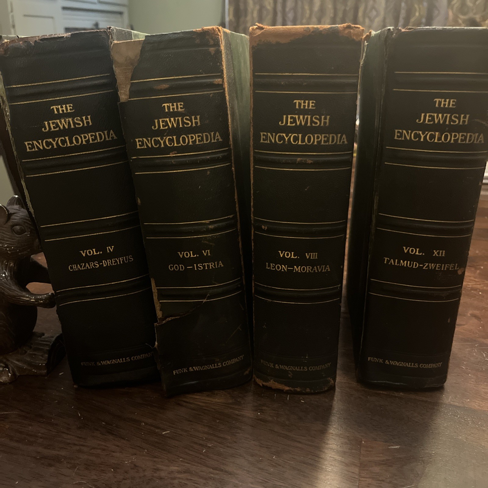THE JEWISH ENCYCLOPEDIA 4 VOLUMES 1903 by Funk & Wagnalls ANTIQUE JUDAISM - poor THE JEWISH ENCYCLOPEDIA 4 VOLUMES 1903 by Funk & Wagnalls ANTIQUE JUDAISM - poor