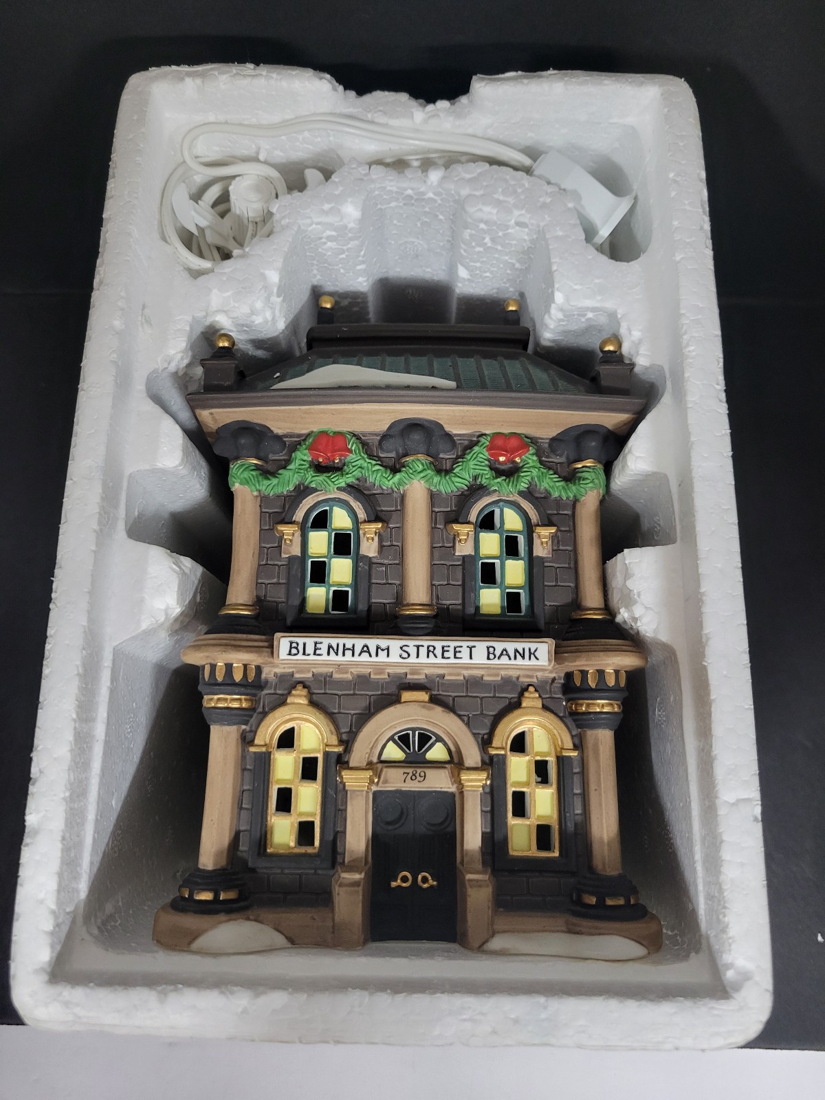 Vintage Dept 56 Dickens Village 1995 Blenham Street Bank Building Christmas 1995