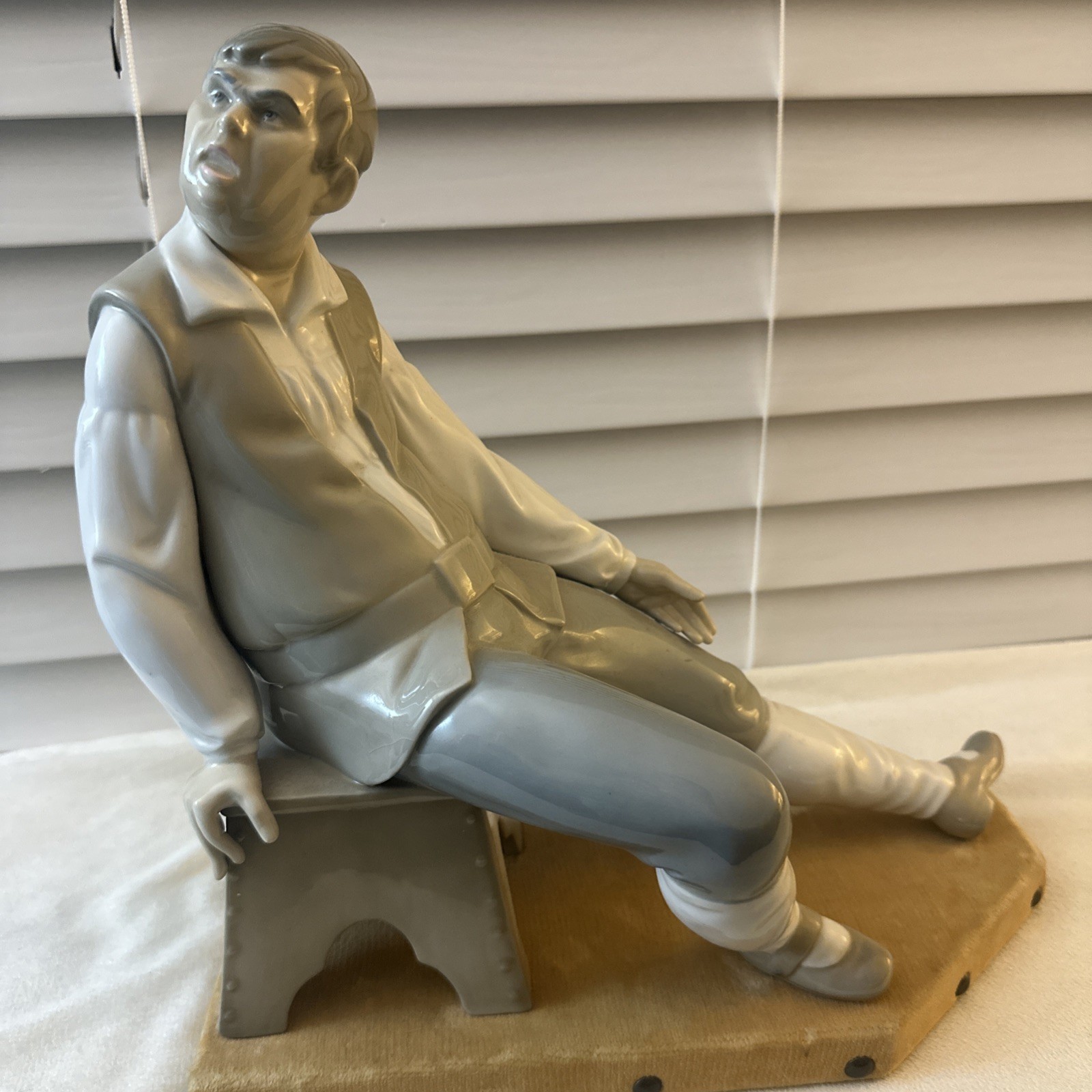 Lladro #1031 Sancho Panza Glazed Man on Stool with Detached Stand Lladro #1031 Sancho Panza Glazed Man on Stool with Detached Stand