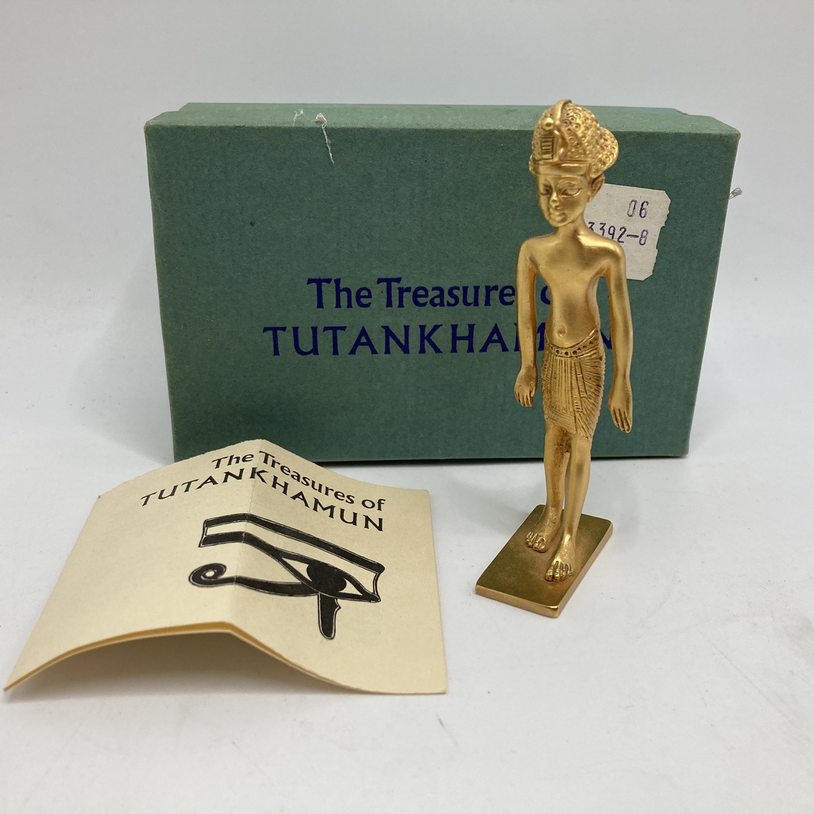 1976 Metropolitan Museum of Art Tutankhamun Standing King Figure, Box & Pamphlet 1976 Metropolitan Museum of Art Tutankhamun Standing King Figure, Box & Pamphlet