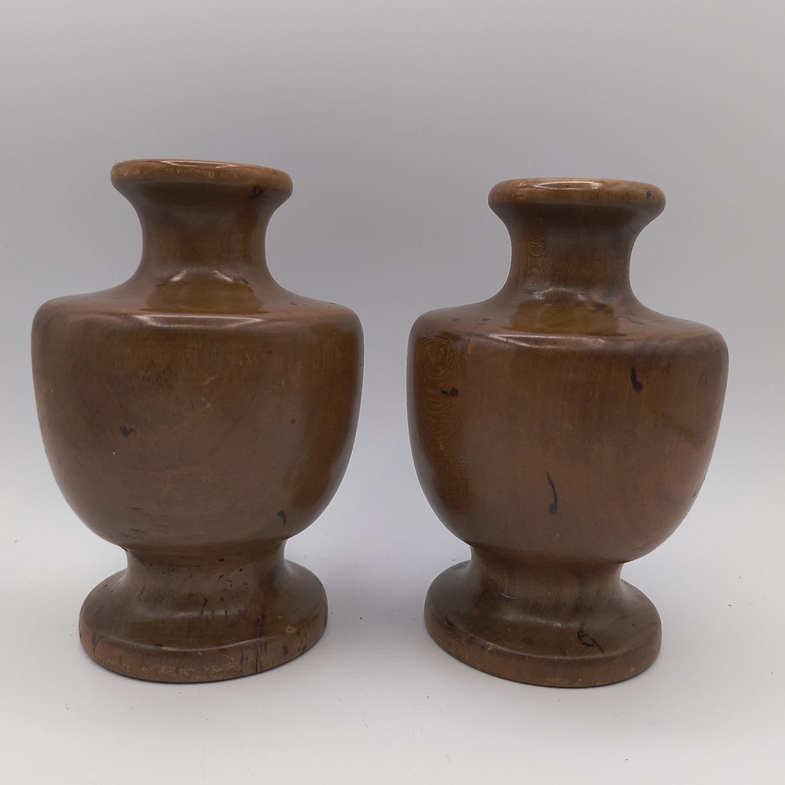 Pair of Vtg Stickley Turned Wood Candlesticks Candle Holders 5.5\