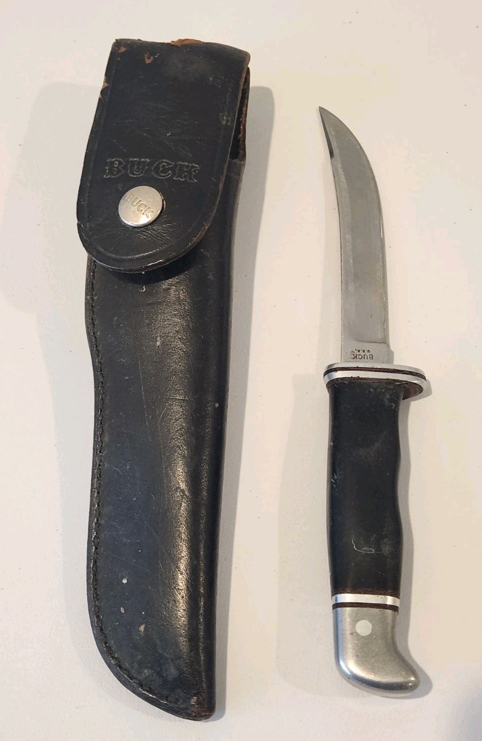 Vintage Buck Fixed Blade Hunting Knife With Sheath USA Vintage Buck Fixed Blade Hunting Knife With Sheath USA