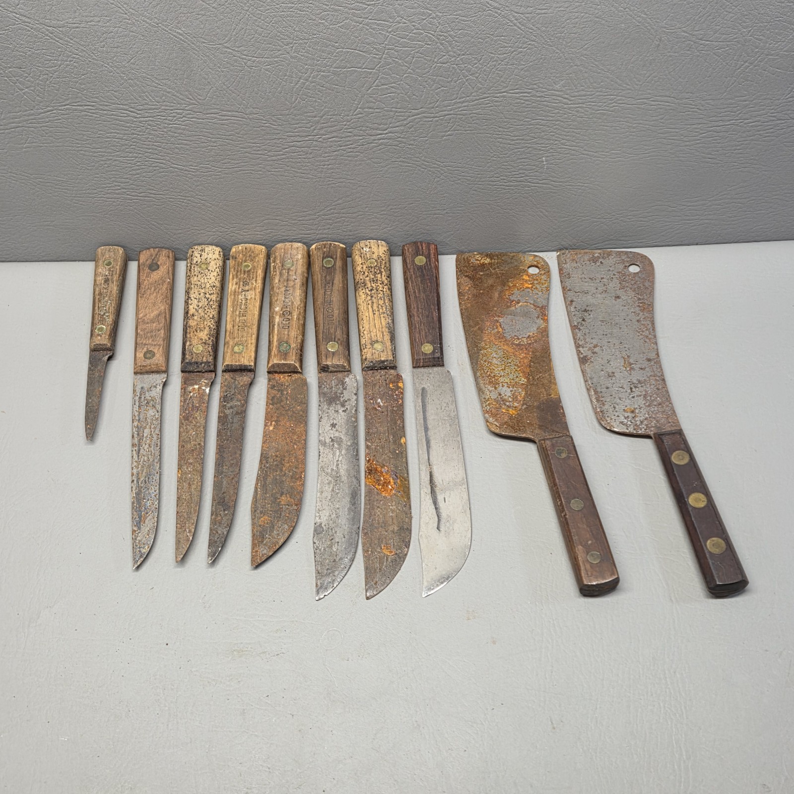 Vintage Ontario Old Hickory Butcher Knife Lot Carbon Steel 2 Cleavers 10 Pieces