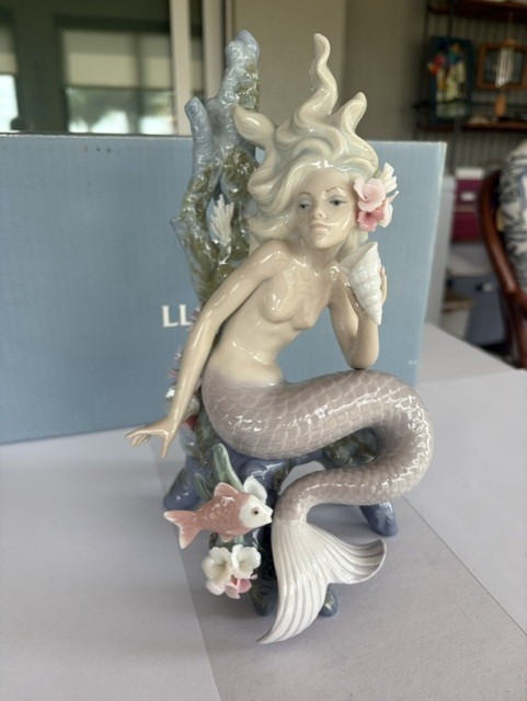 Lladro Limited Edition Porcelain Figurine Ocean Beauty model 5785 Original Box Lladro Limited Edition Porcelain Figurine Ocean Beauty model 5785 Original Box