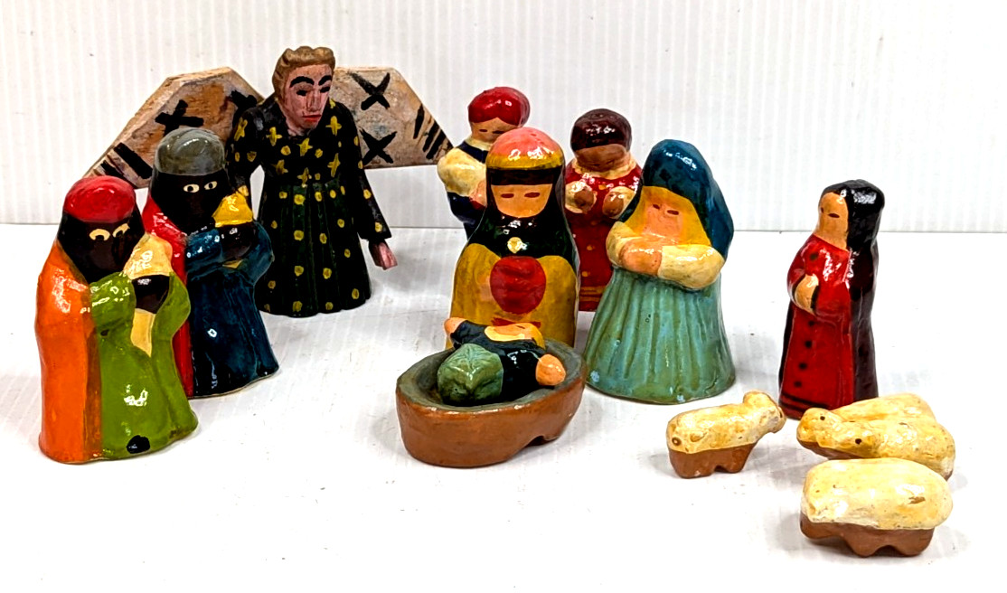 Vintage Mexican Folk Art Nativity Set 13 Pieces Colorful Folk Art