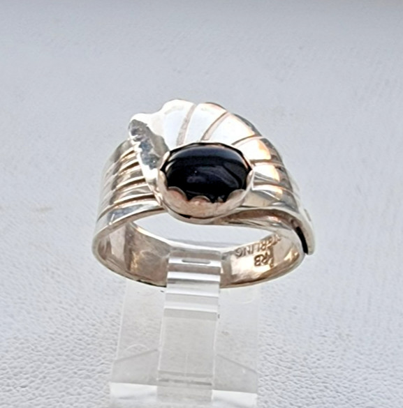 RICHARD BEGAY NAVAJO 925 STERLING SILVER BLACK ONYX ADJUSTABLE RING SIZE 9.5