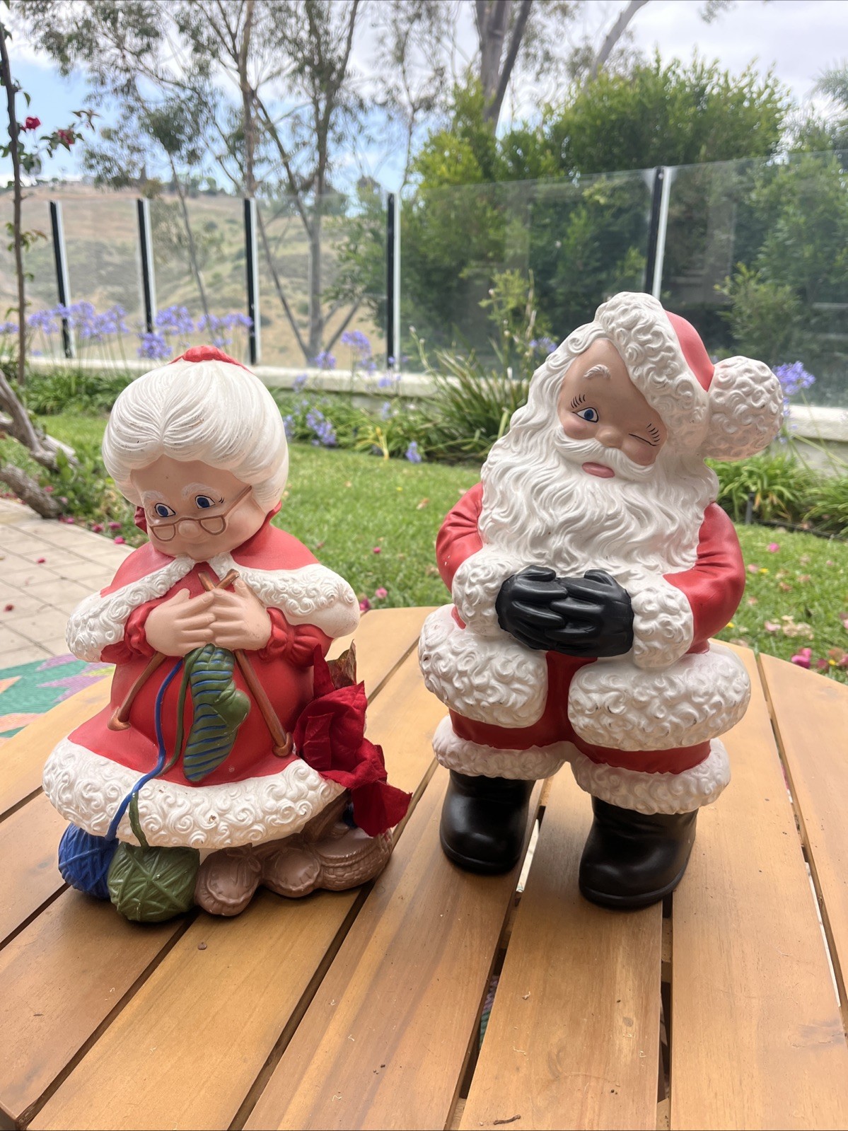Vtg Atlantic Mold Large Santa & Mrs Claus Winking Knitting Ceramic Christmas 14” Vtg Atlantic Mold Large Santa & Mrs Claus Winking Knitting Ceramic Christmas 14”