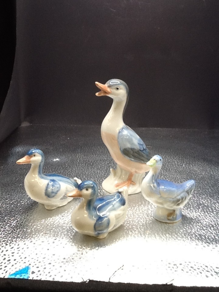 Vintage Otagiri Japan Set of 4 Blue Duck Figure Hand Painted Porcelain Vintage Otagiri Japan Set of 4 Blue Duck Figure Hand Painted Porcelain
