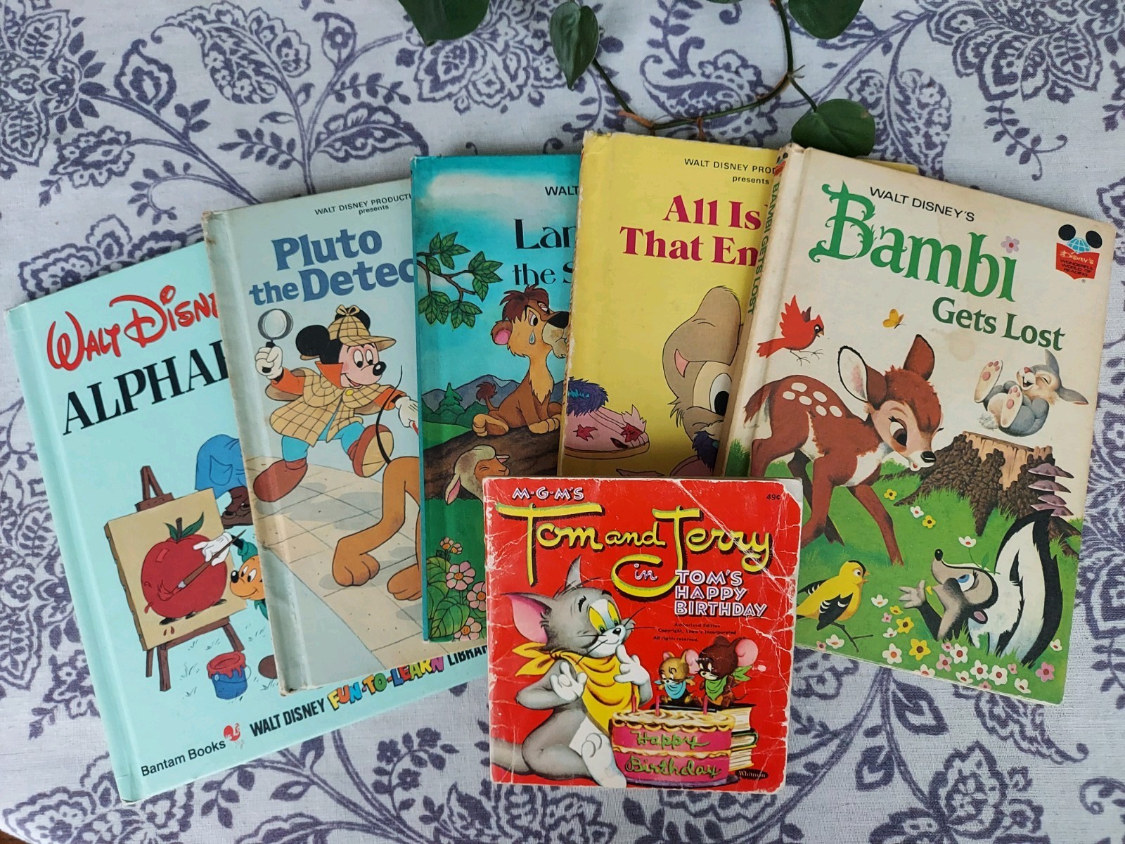 Vintage Children's Books Set Disney and Miscellaneous Lot Vintage Children's Books Set Disney and Miscellaneous Lot