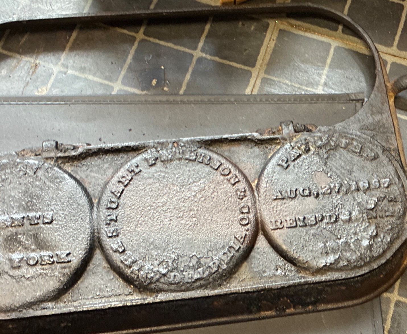 Antique 1880’s Cast Iron Flip Flip Pancake Griddle Stuart Peterson Philadelphia