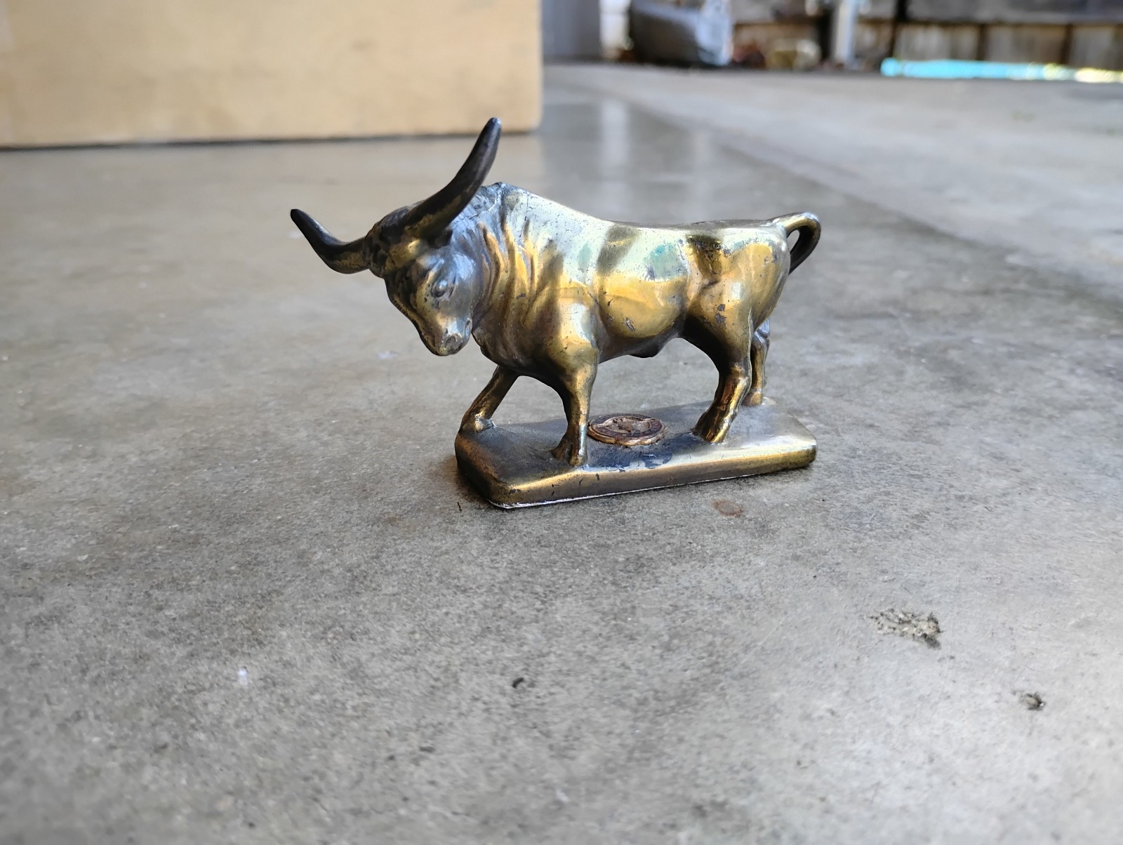 Vintage Solid Brass Bull Statue Figurine 3”   Western Farm Decor Patina Steer
