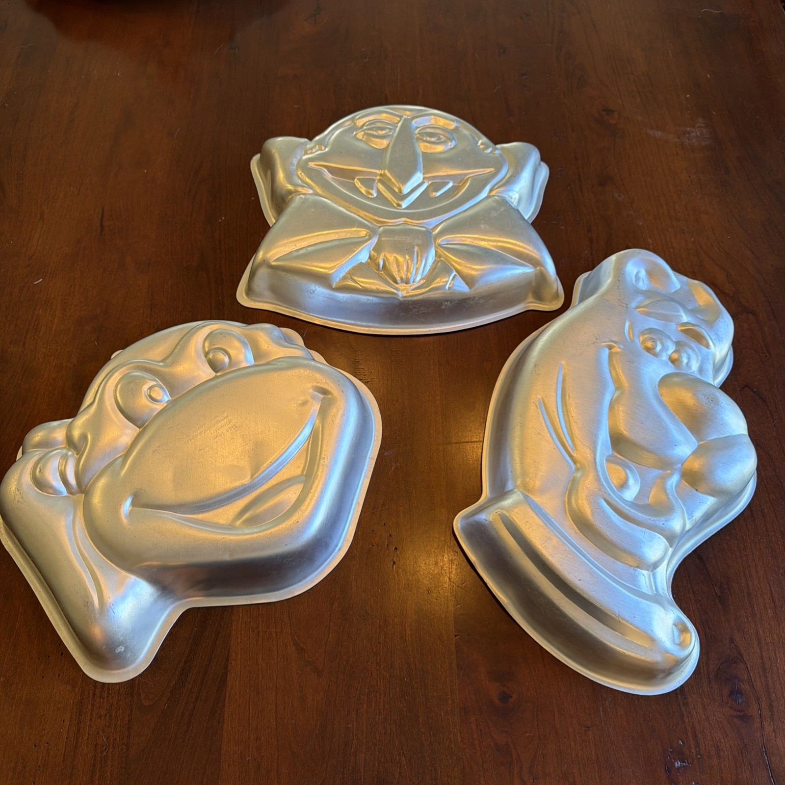 Lot of 3 Vintage Wilton Character Cake Pans Scooby Doo Count TMNT 1975-1991 Lot of 3 Vintage Wilton Character Cake Pans Scooby Doo Count TMNT 1975-1991