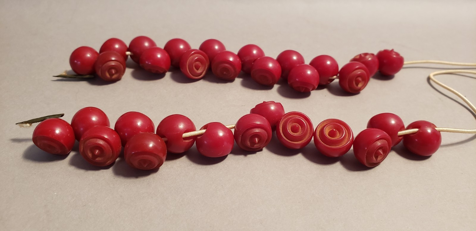 Lot of 31 Vintage Unique Carved Cherry Red Bakelite Ball Buttons Lot of 31 Vintage Unique Carved Cherry Red Bakelite Ball Buttons