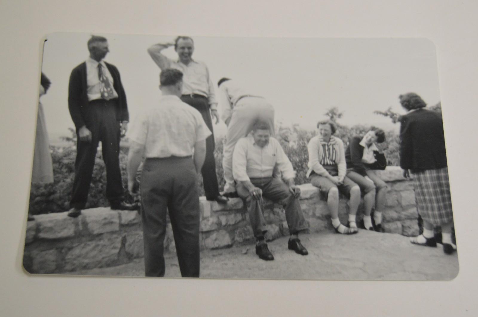 Vintage Funny Man Butt MOONING Friend Joke Black & White Photo Photograph Vintage Funny Man Butt MOONING Friend Joke Black & White Photo Photograph