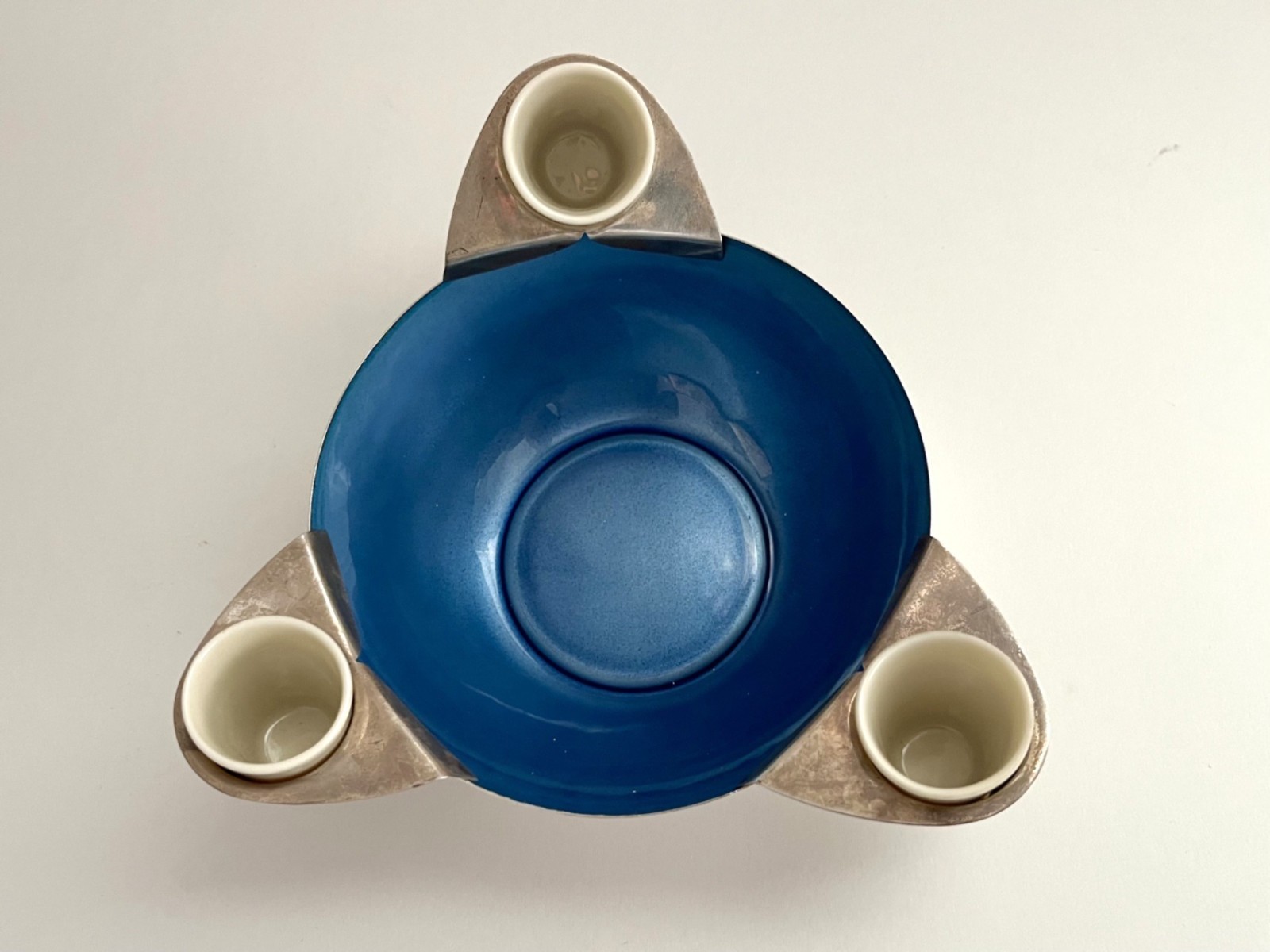 Towle Silversmiths Sterling Silver & Blue Enamel Tri-Part Snack Dish c. 1954-58 Towle Silversmiths Sterling Silver & Blue Enamel Tri-Part Snack Dish c. 1954-58