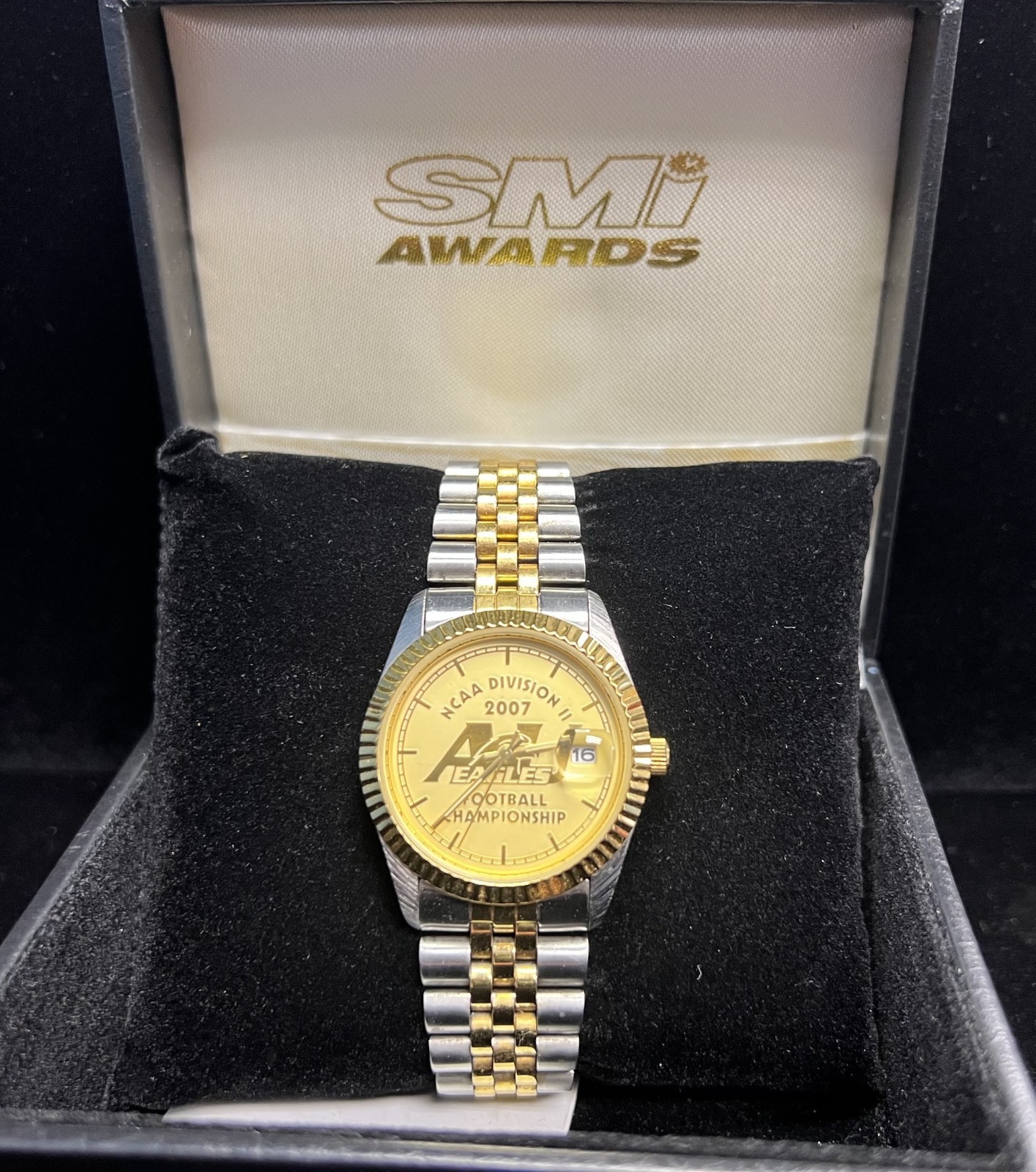 SMI Award Watch - Ashland University - Brand new in Box - Widest fit is 7 Inches