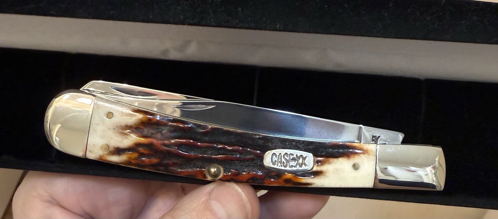 1996 Case XX Large Red Stag Banana Trapper R5251. Incredibly beautiful knife 1996 Case XX Large Red Stag Banana Trapper R5251. Incredibly beautiful knife