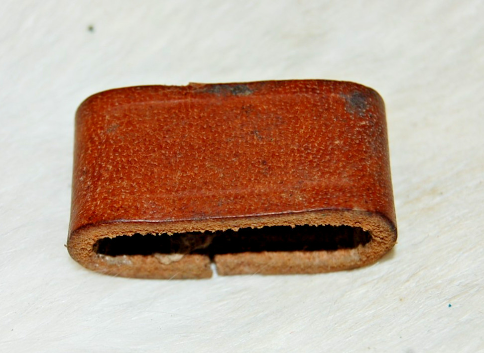 VINTAGE LEATHER RIFLE SLING KEEPER- USED SURPLUS