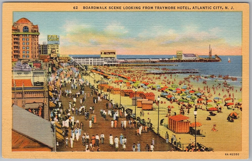 Atlantic City NJ Boardwalk Beach Traymore Hotel Curteich Postcard H82 Atlantic City NJ Boardwalk Beach Traymore Hotel Curteich Postcard H82