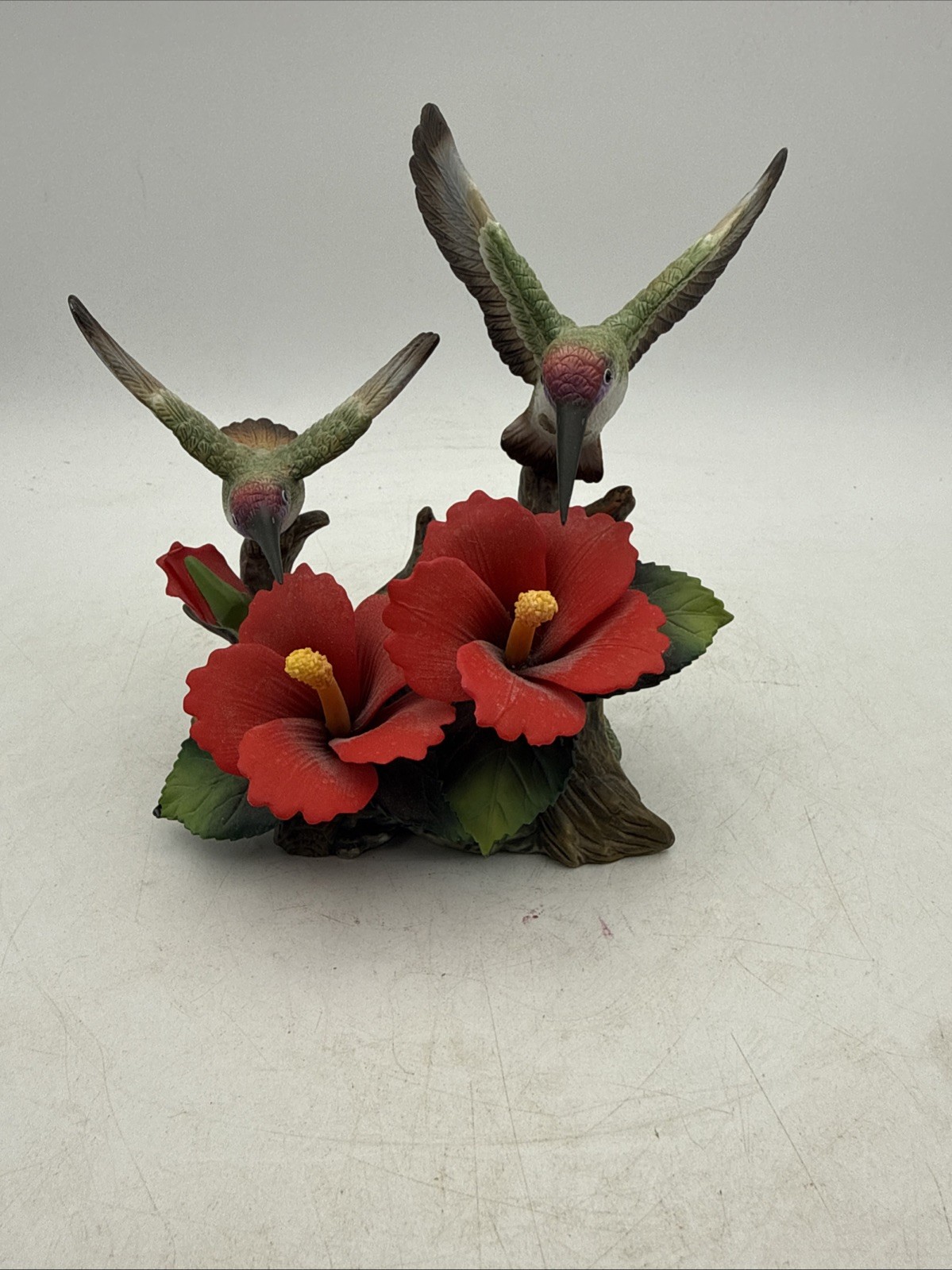 2001 Holster House Hummingbird Club Porcelain Hummingbird/Flower Figurine 6”